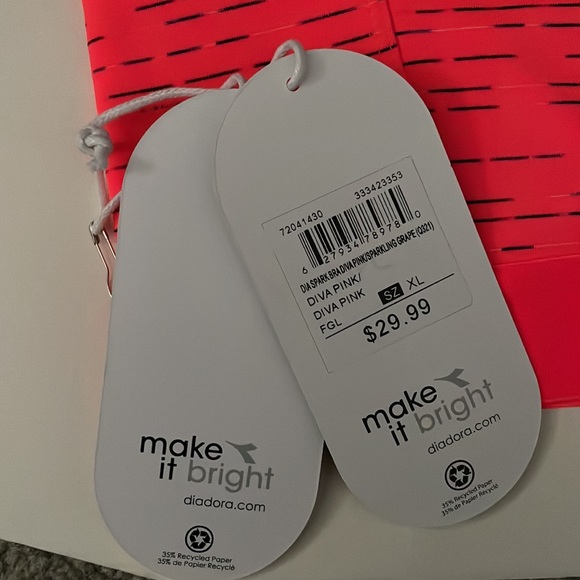 Pink diadora sports/training bra - Picture 3 of 3